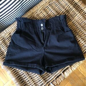 AMERICAN BAZI BLACK DEMIN SHORTS 💄